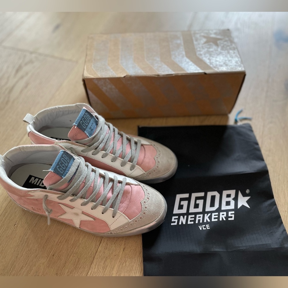 Women’s Golden Goose Midstars size 40 like new